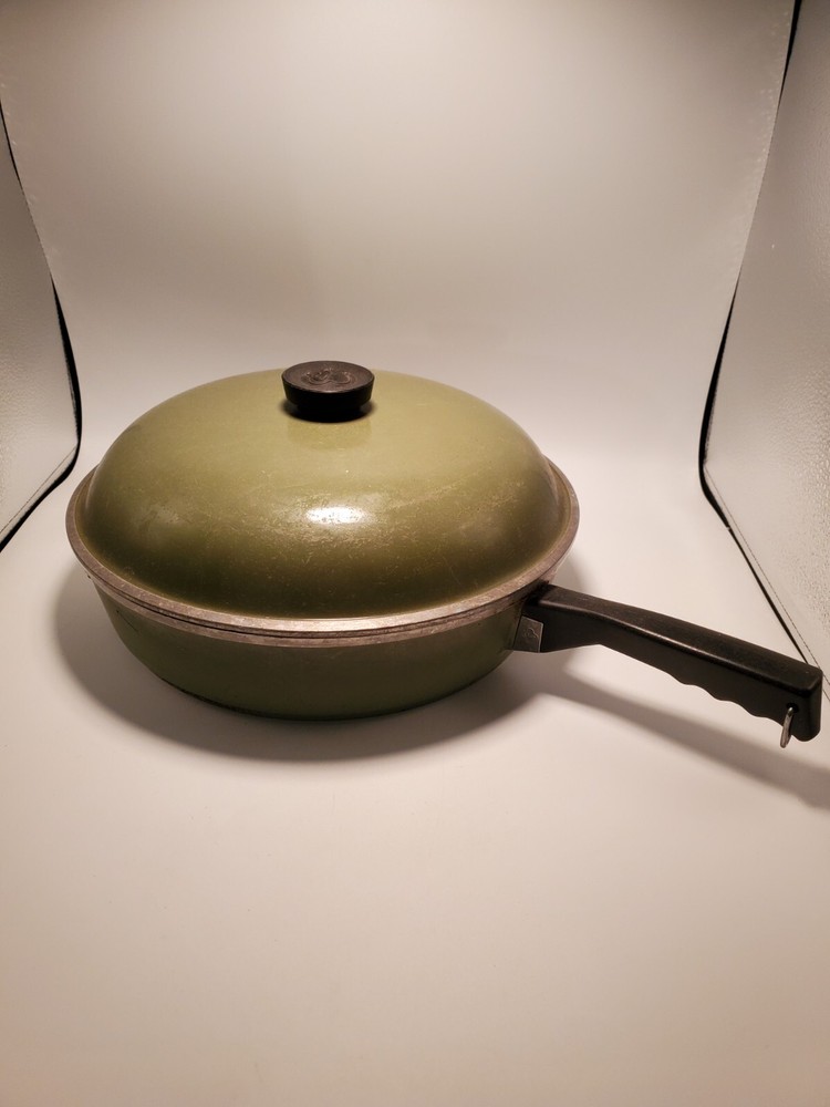 Vintage Club Fry Pan With Lid Avocado Green  Aluminum Skillet 12”
