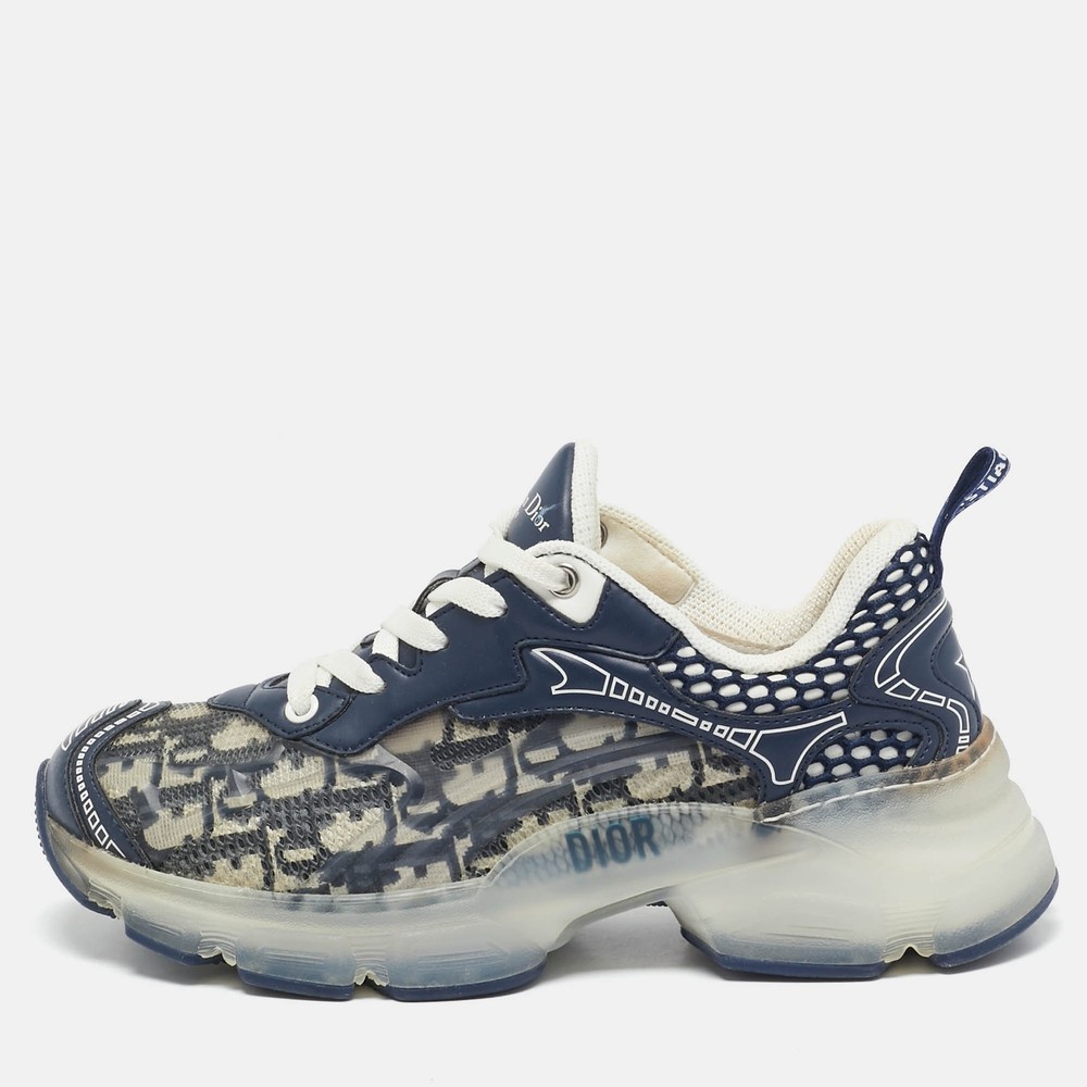 Dior Blue Oblique Canvas Rubber Vibe Sneakers Size 35.5excuse me, what is the size 35.5 in US size?  
