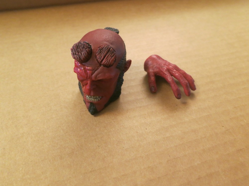 1/6th Scale Loose Third Party Hellboy Head Sculpt & Left Hand for 12