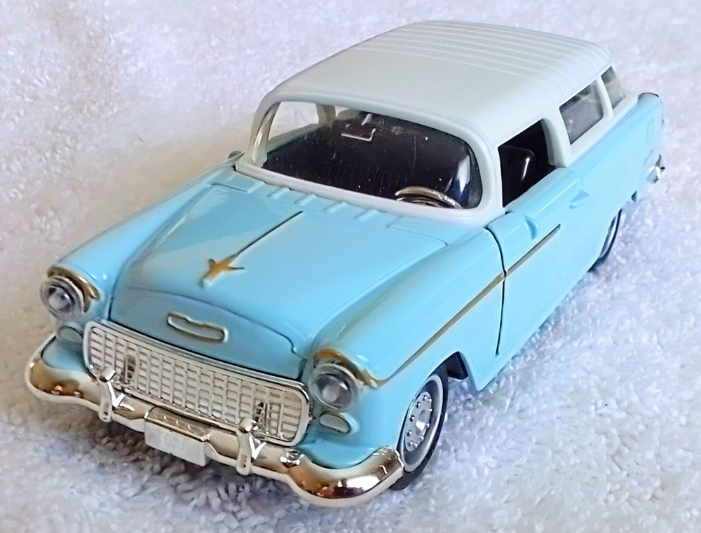 2024 Vintage Mid 1950's Light Blue STATION WAGON Car Pull Back Powered 5