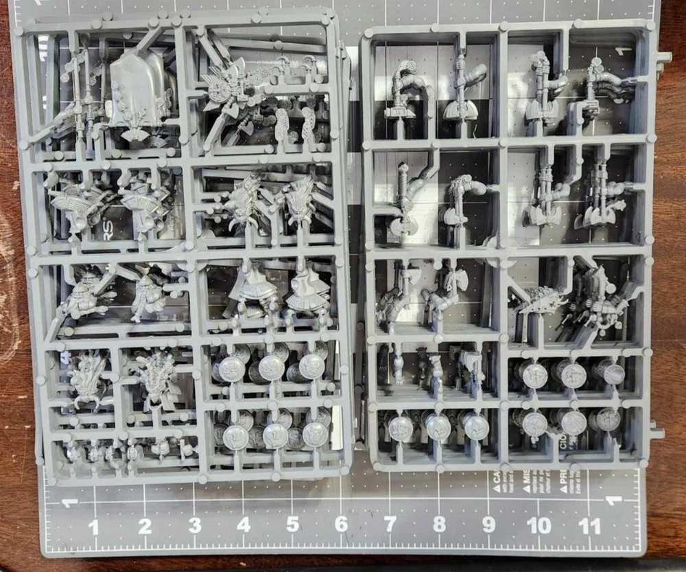Warhammer Old Worlds Dwarf Warriors On Sprue (makes 16)