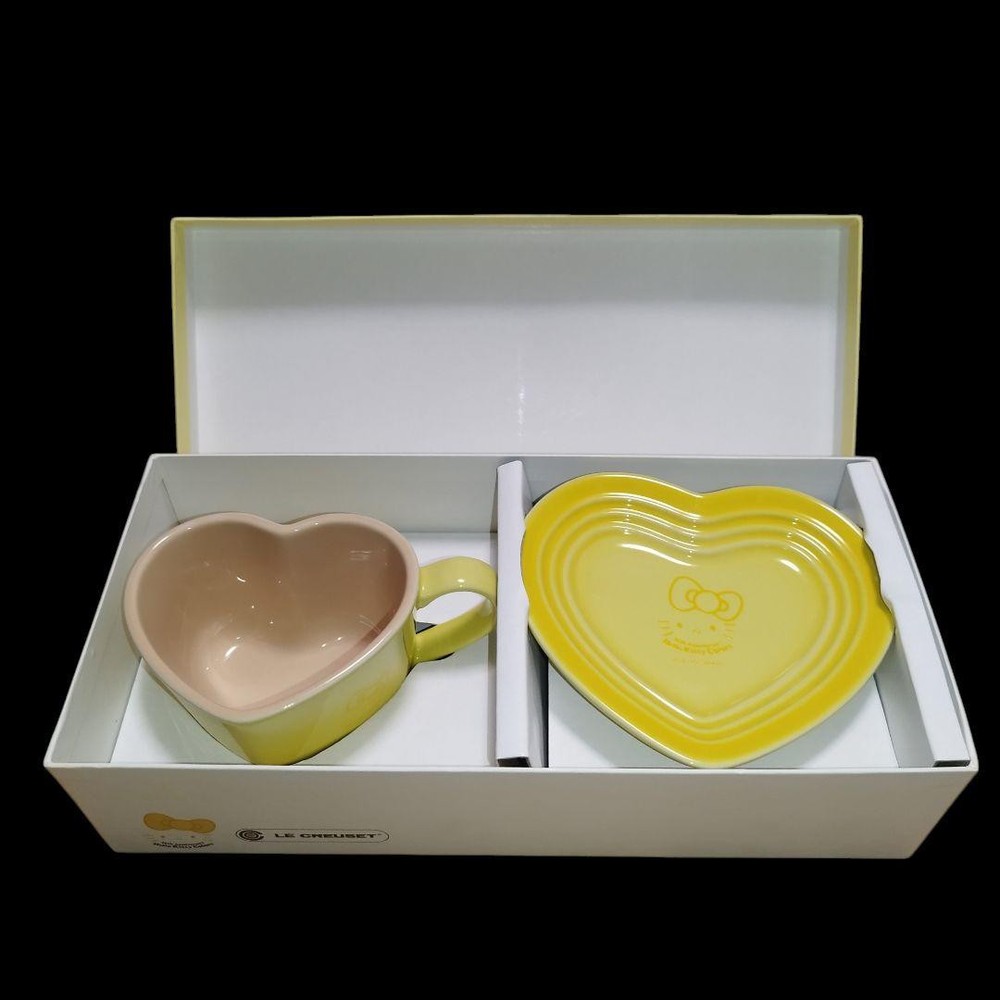 Limited Edition Le Creuset Hello Kitty 35th Anniversary Cookware