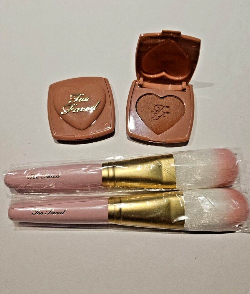 2 Too Faced Love Flush Blush Baby Love Travel Size with 2 Brushes New No Box