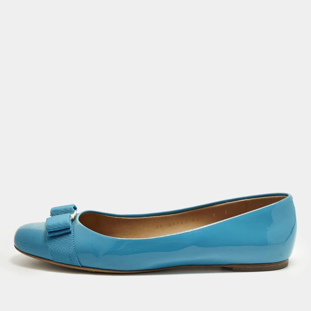 Salvatore Ferragamo Varina Size 39.5 Blue Patent Leather Ballet Flats