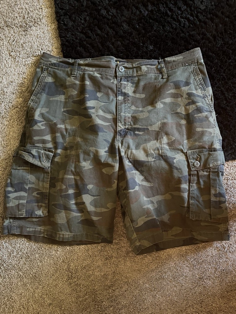 Men's Cargo Shorts Size 38
