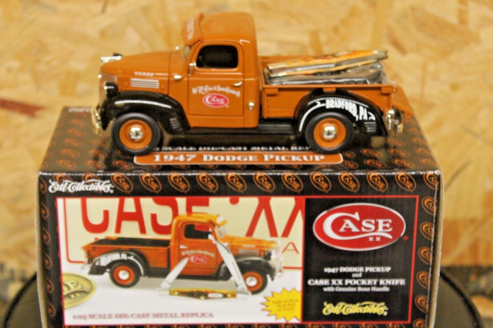 CASE XX   ERTL TRUCK  Collectables -1947 DODGE PICKUP-CASE TUXEDO KNIFE