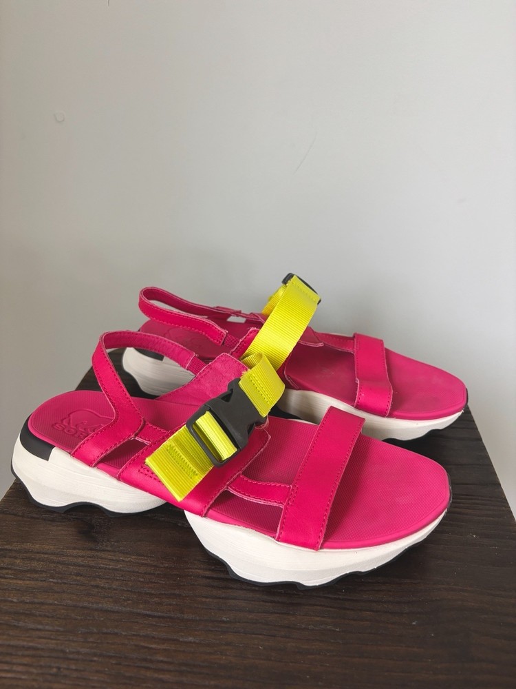 SOREL Womens Kinetic Impact Sling Sandals Pink Yellow Size 7.5 New