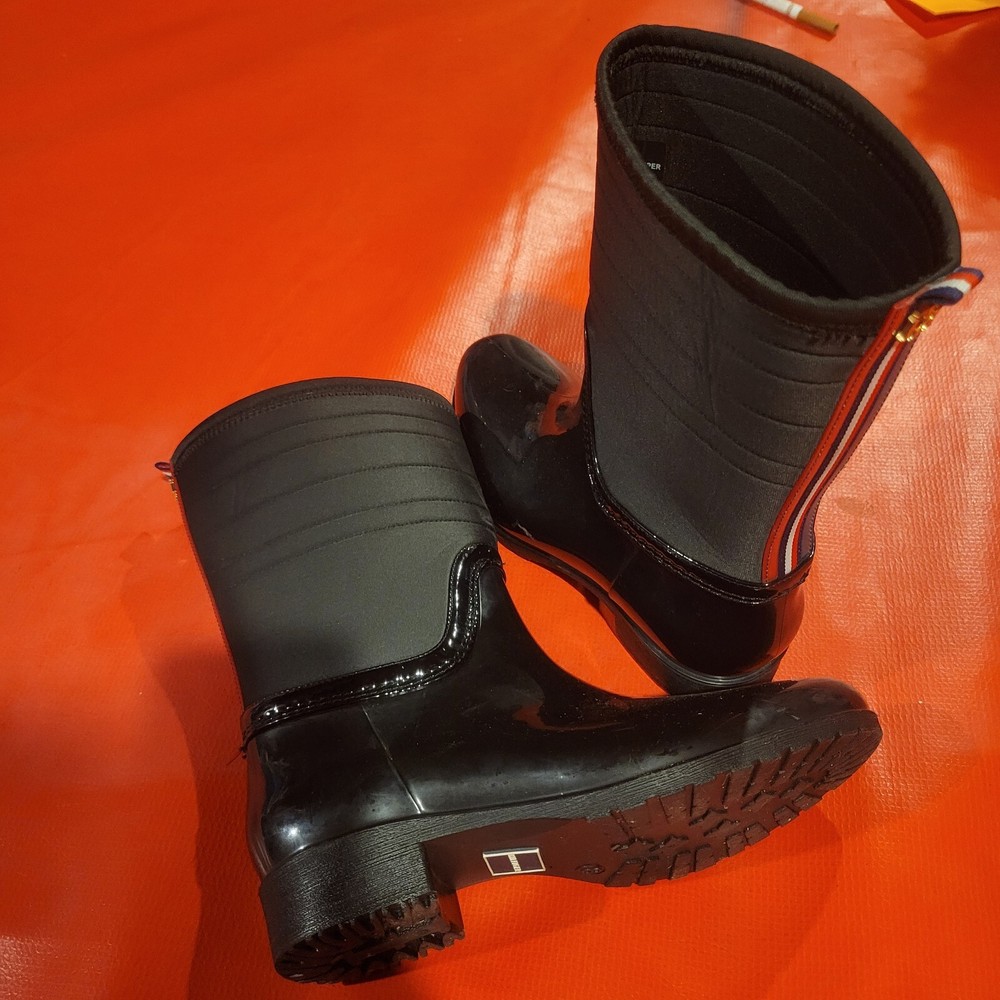 Tommy Hilfiger Womens Fonsi Waterproof Rain Boots Size 8 in Black