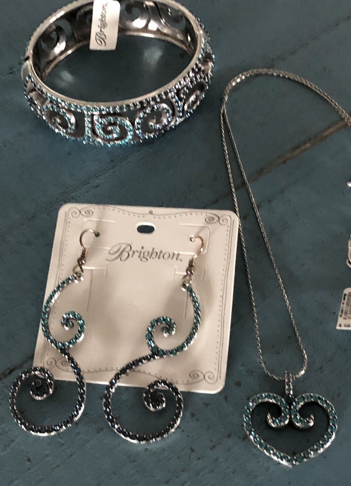 Brighton Sea Of Love French Wire Earrings Hinged Bangle Petite Necklace Set Brand New With Tags