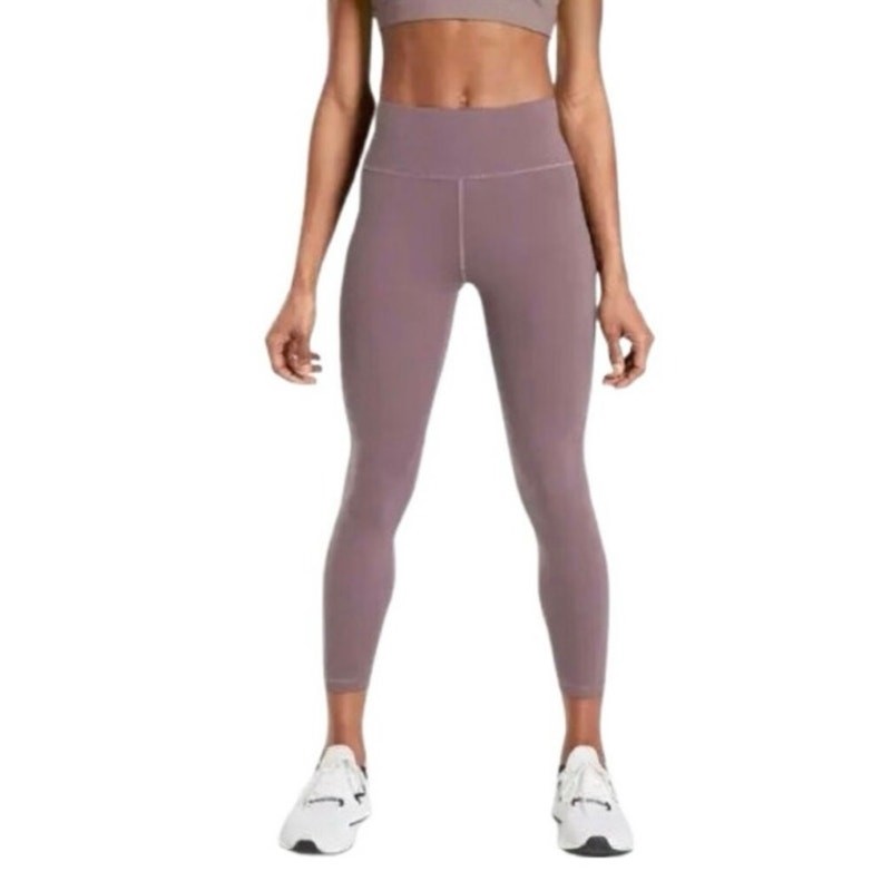 Athleta Ultimate Stash Pocket 7/8 Purple Tight Legging Pants in Volcanic Violet