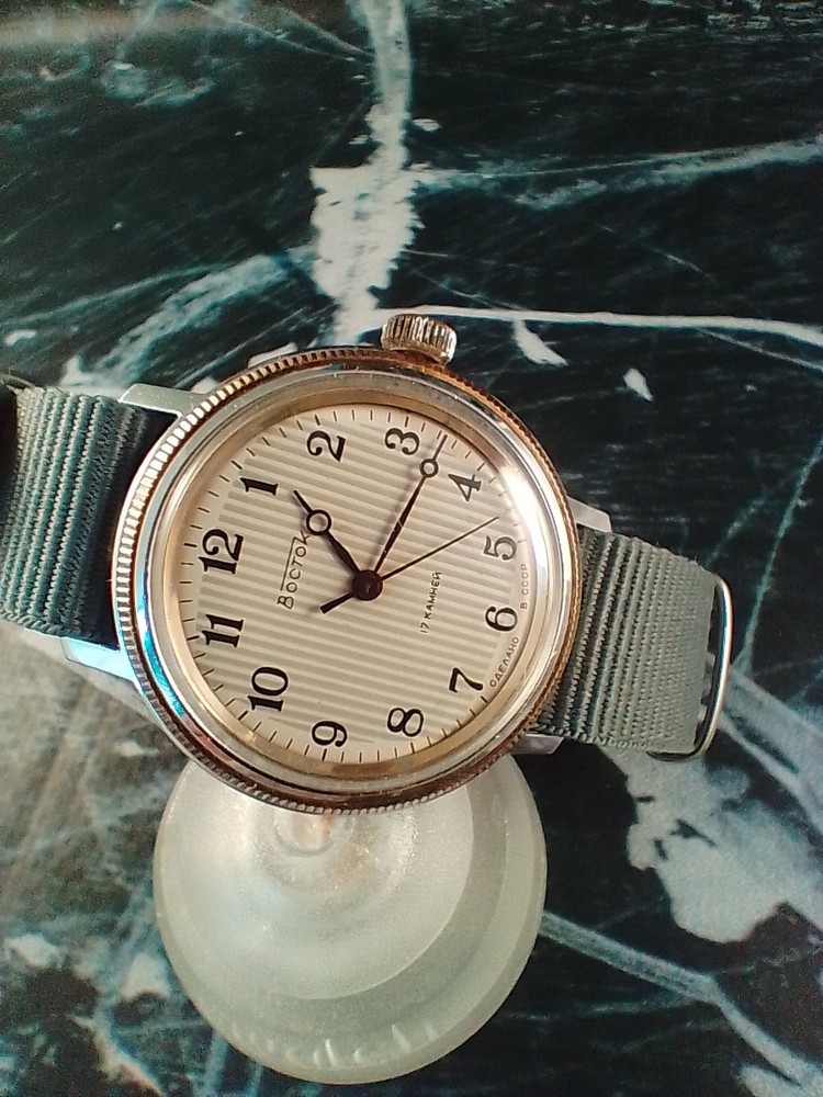 Vostok 2409 vintage Soviet mechanical men's watch fully serviced