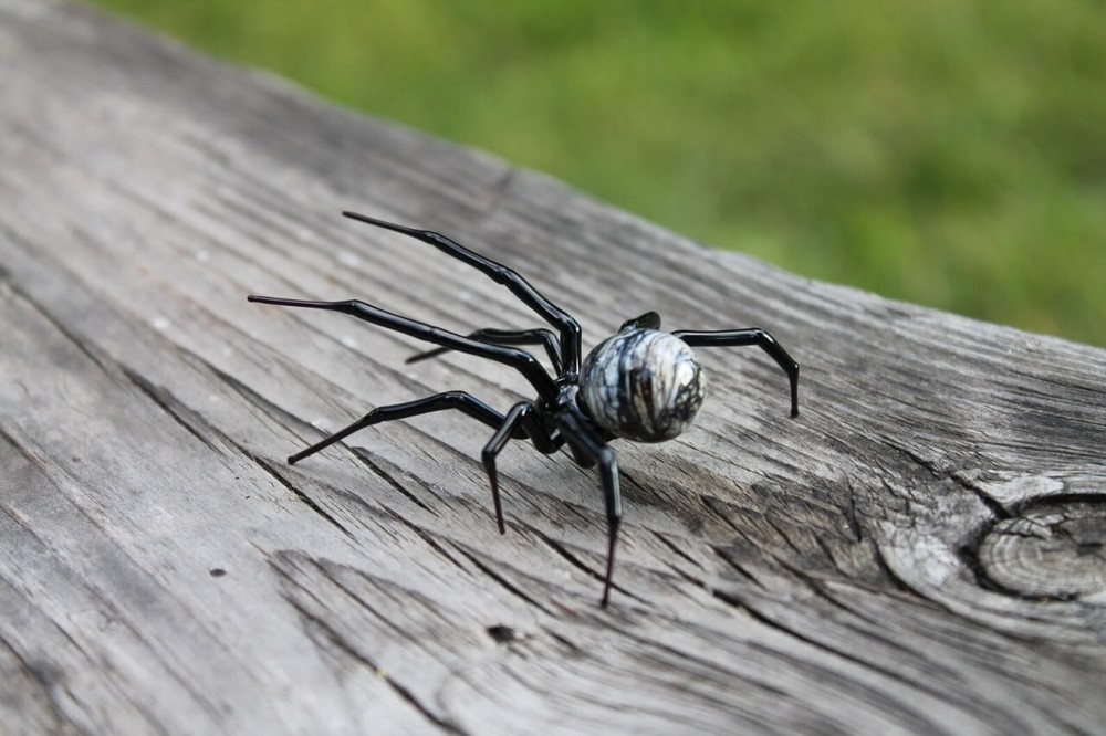 Handcrafted Black Glass Spider Figurine - Blown Art Glass Insect Sculpture