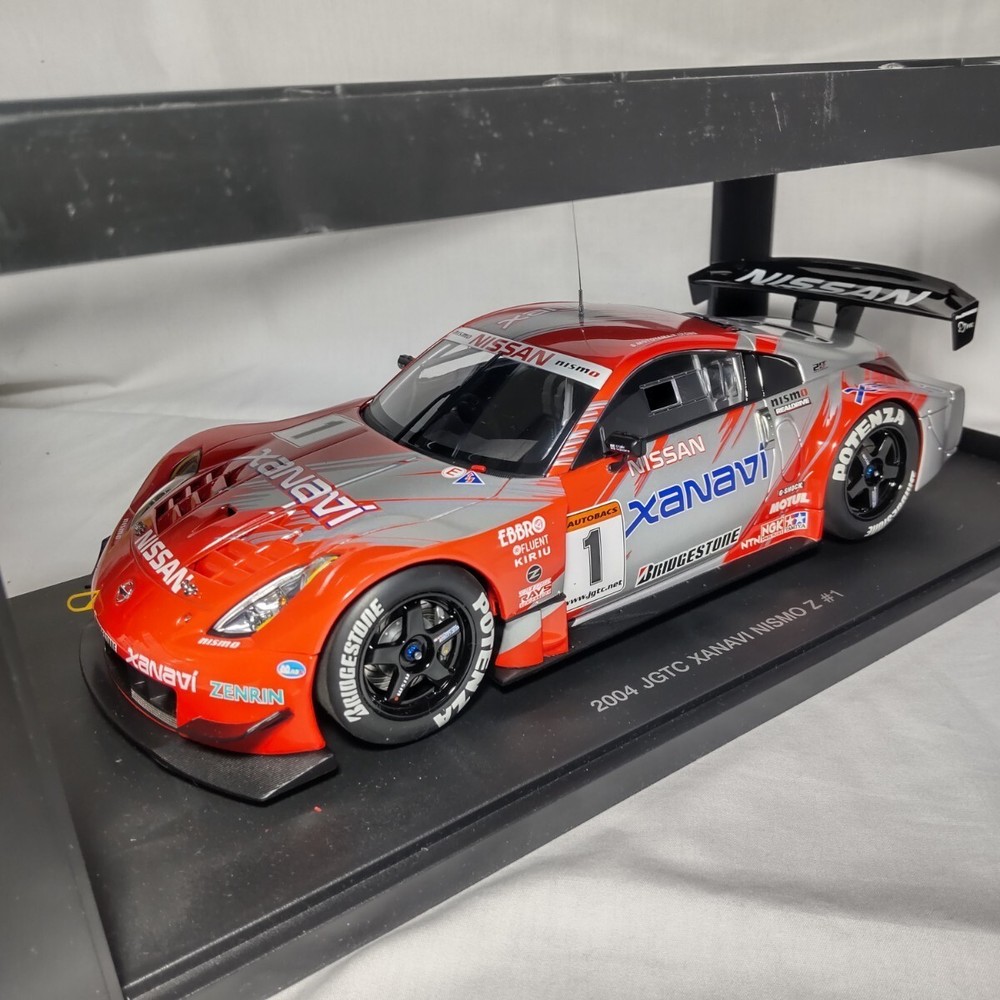 Autoart 1/18 2004 JGTC Xanavi Nismo Z #1/(Used Very Good)From Japan
