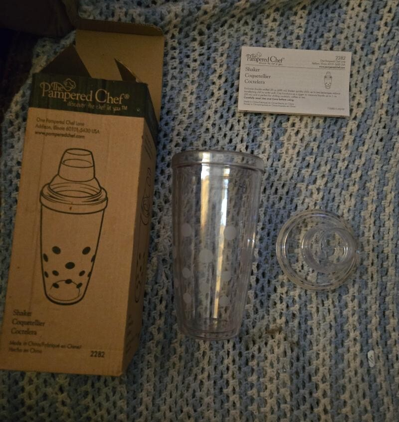 Pampered Chef Clear Polka Dot Insulated Mixer Shaker Drink Container 2282