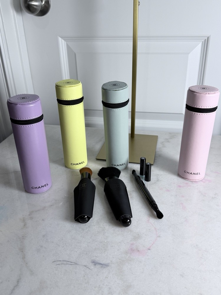 CHANEL Les Pinceaux de Chanel Brush Set (choose your color)