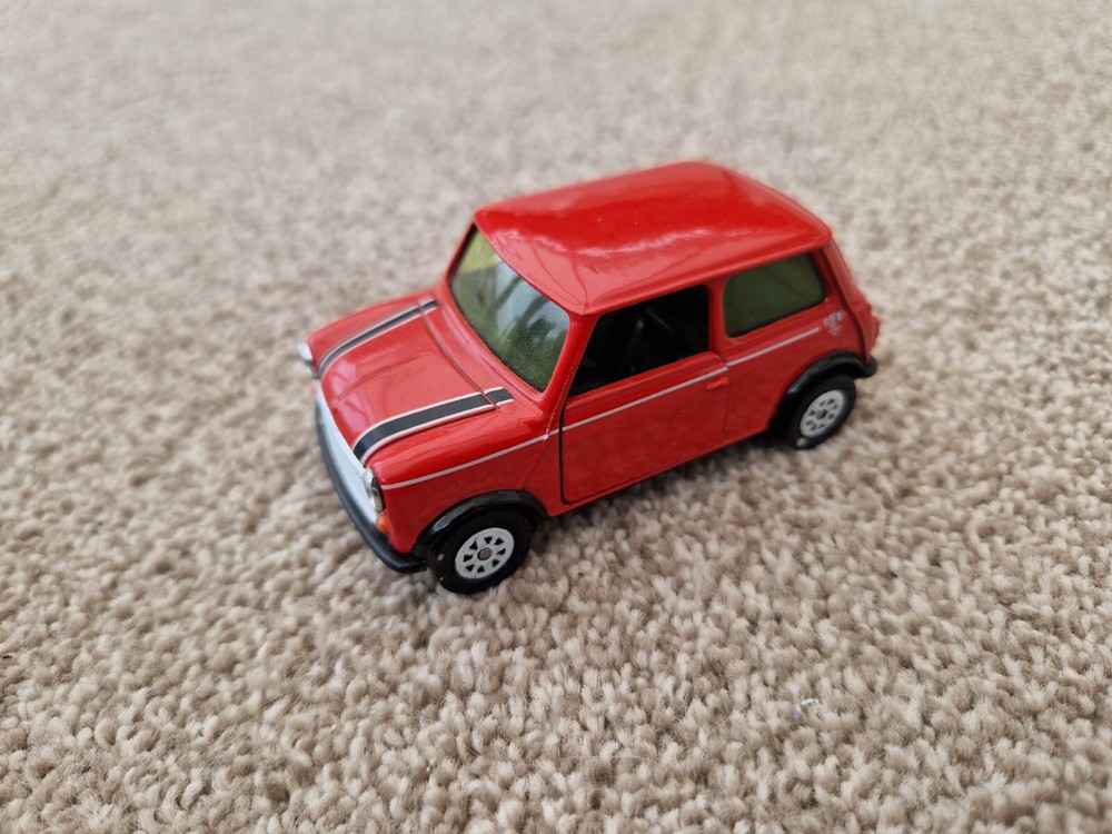 CORGI CLASSICS 1/36 RED ITALIAN JOB MINI COOPER DIECAST MODEL CAR