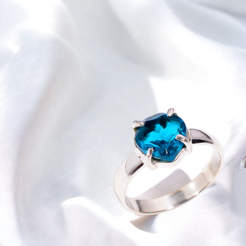 Gift For Her Natural Apatite Statement Ring Size  925 Silver