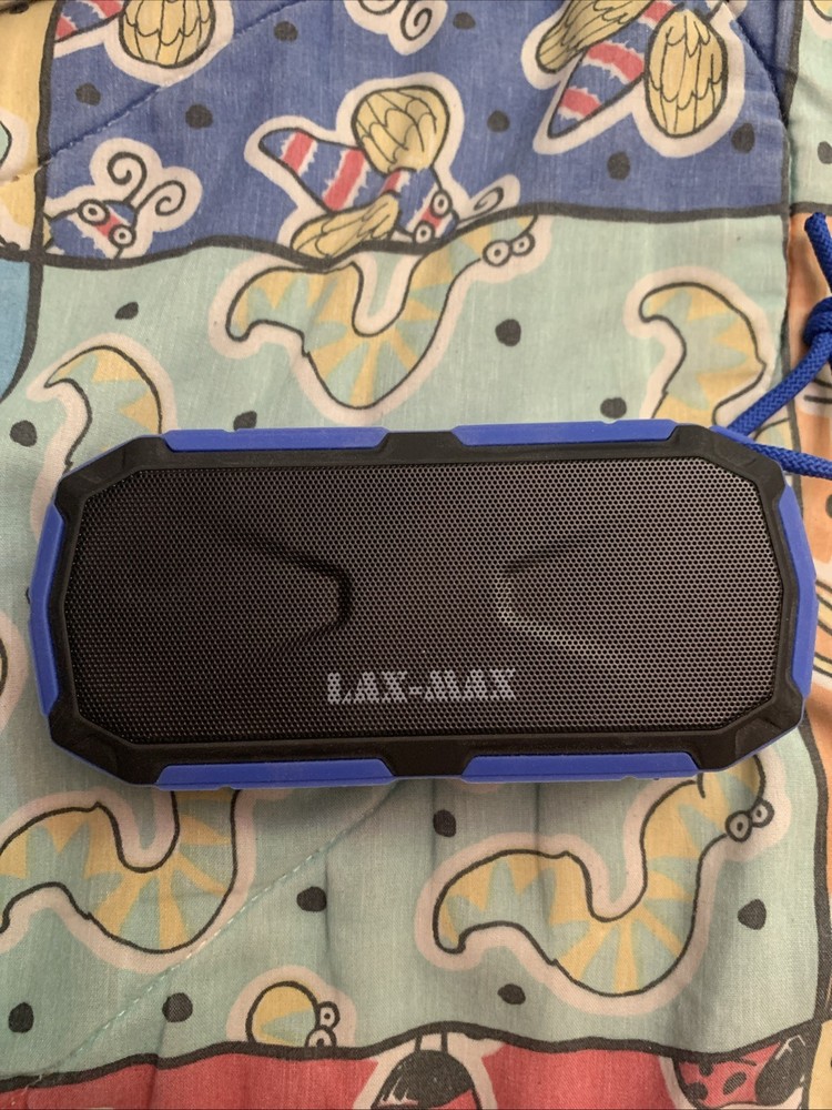 LAX Max Waterproof Bluetooth Speaker in Blue with Charging & Aux Cables