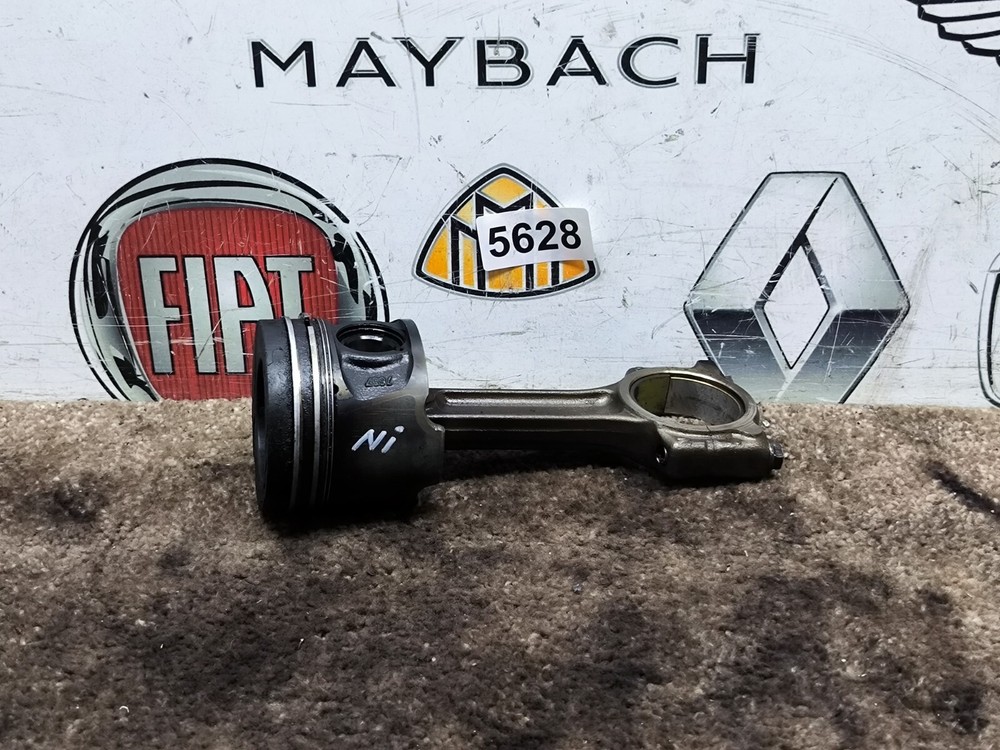 2013 Nissan Qashqai 1.5 DCI 110 RHD Diesel Engine Piston & Con Rod