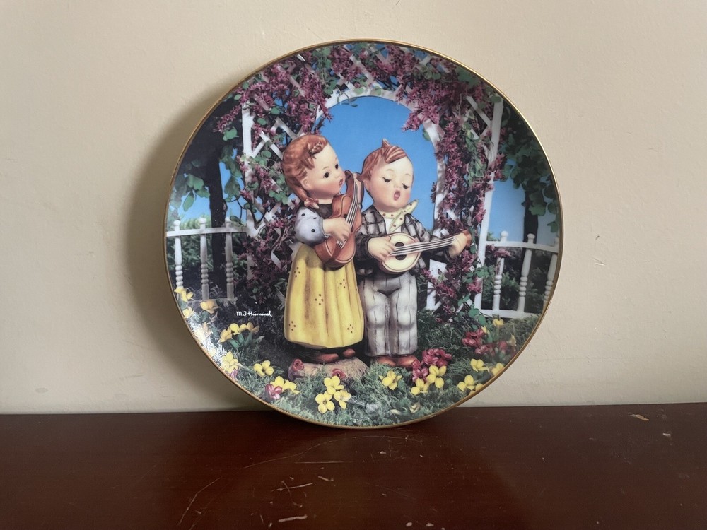 Danbury Mint M J Hummel  Little Companions  