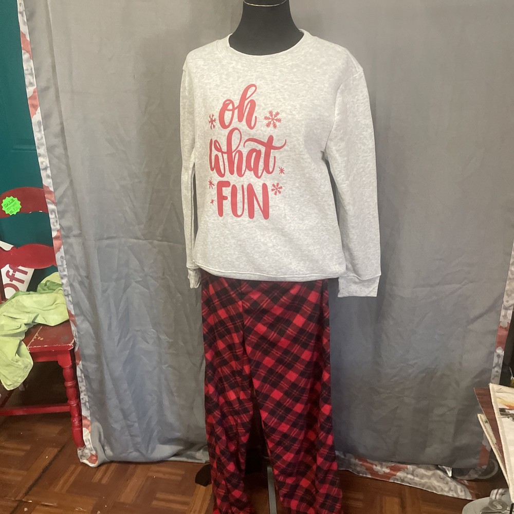 Red & Black Plaid Christmas PJ Set - XL Gray Sweatshirt & Pants
