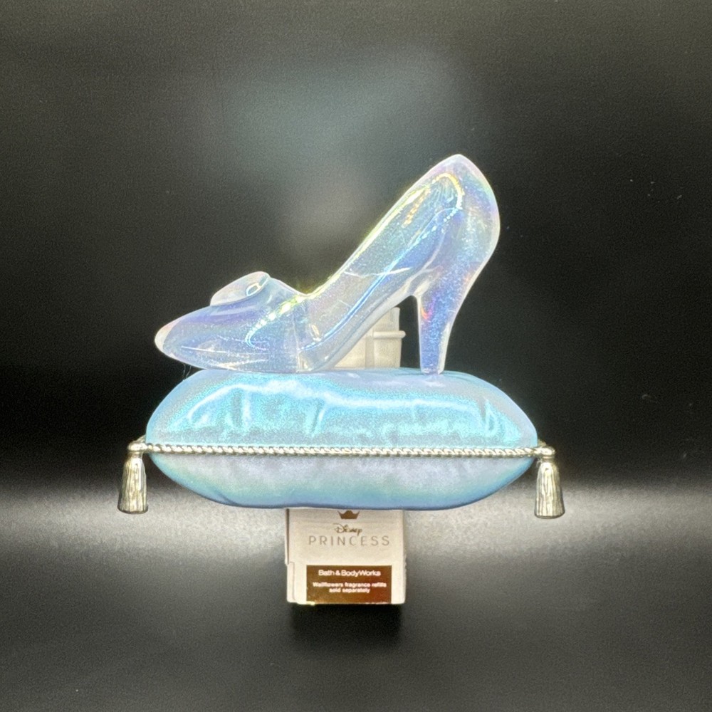 Bath & Body Works Disney Cinderella Light Up Wallflower Slipper Plug-In