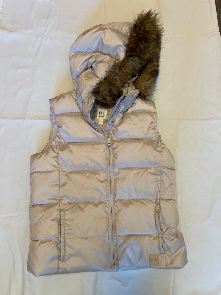 Gap girls outdoor  puffer vest xl