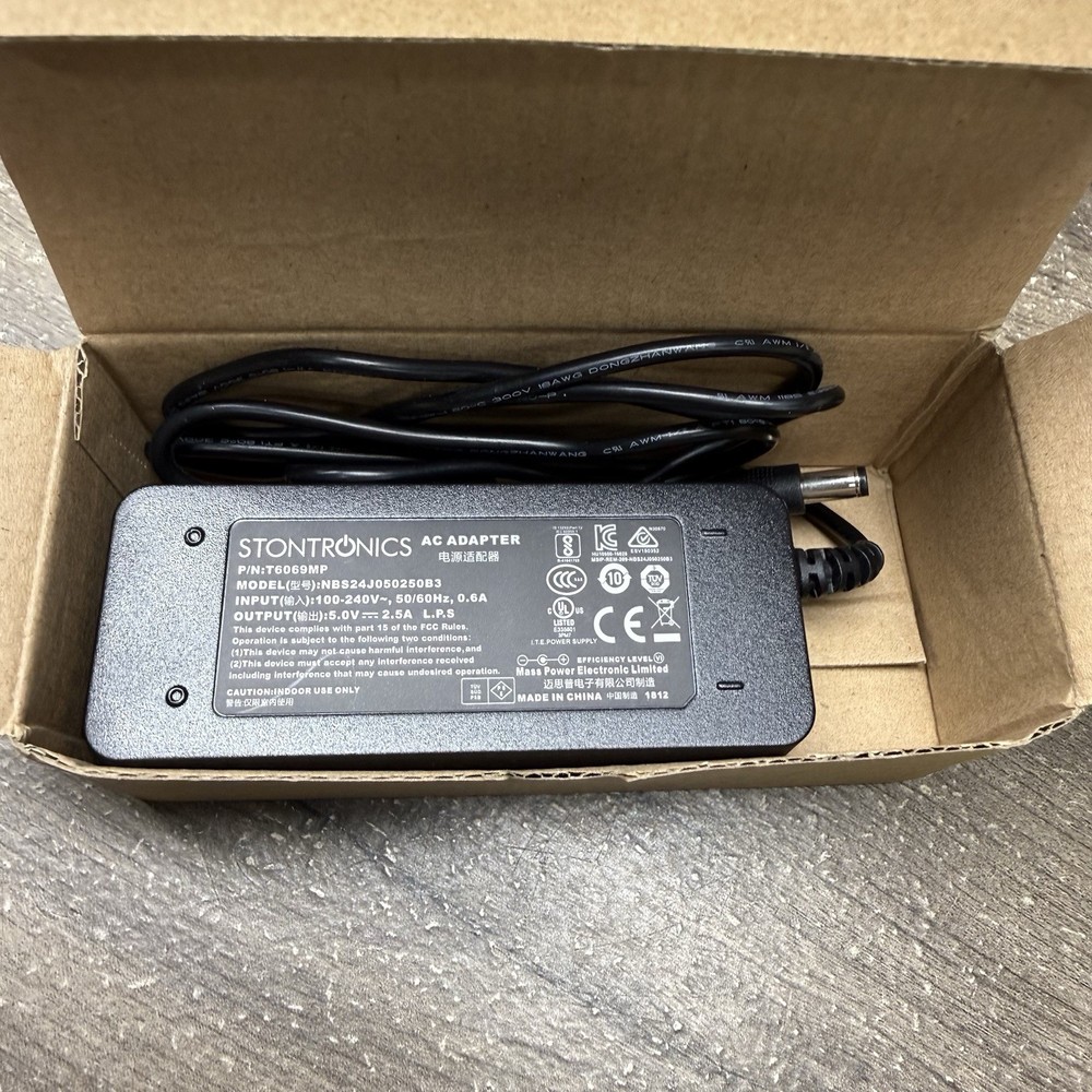 L-Com Psu-Iec-5Vdc-2.5A / T6069Mp / Nbs24J050250B3 Power Supply Adapter Nsmp