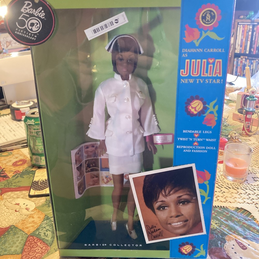 Barbie Collector 50th Anniversary Dushanbe Carroll As Julia Doll