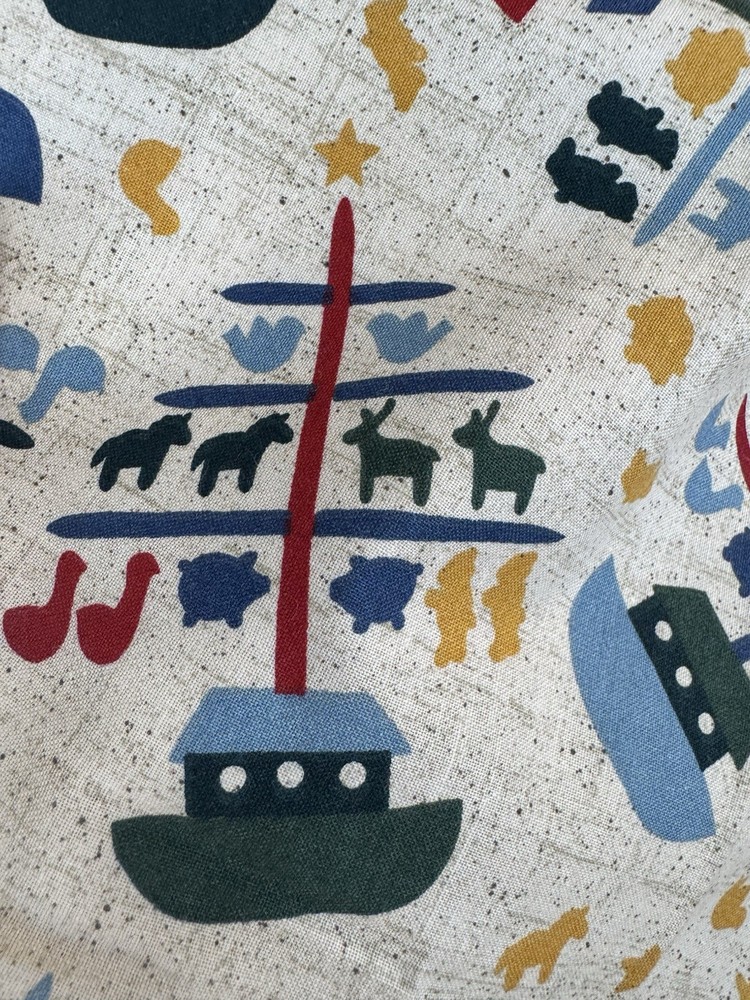 Folk Art Noahs Ark Cotton Quilt Fabric Textile Arts Film BTHY