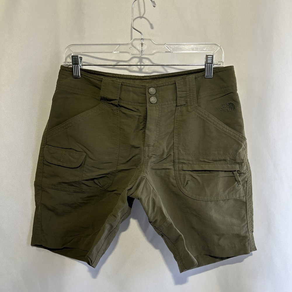 The North Face Women's 6-inch Green Cargo Hiking Shorts with Drawstring