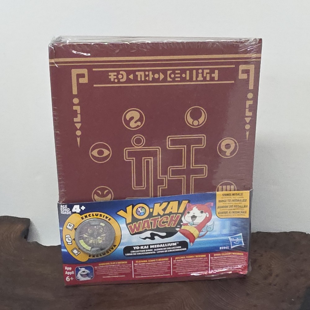Hasbro Yokai Yo-kai Watch Medallium Collection Book Collect Medal New Sealed