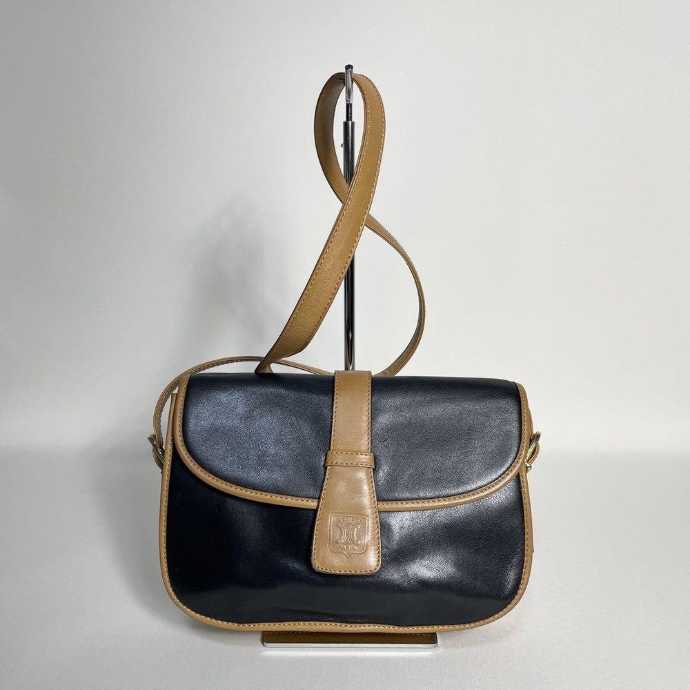 2502-228 Celine Shoulder Bag Leather Black Triomphe