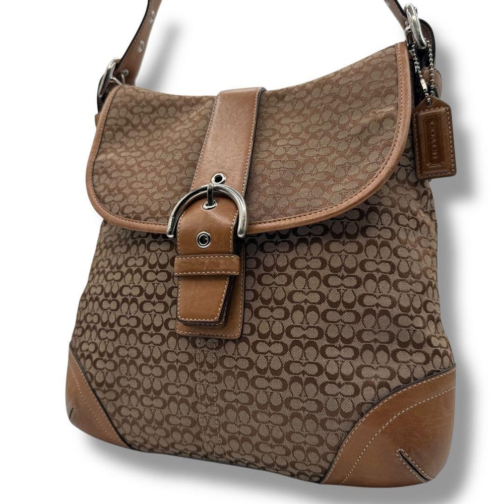 Coach Signature Canvas Shoulder Bag in Brown Style G05091272