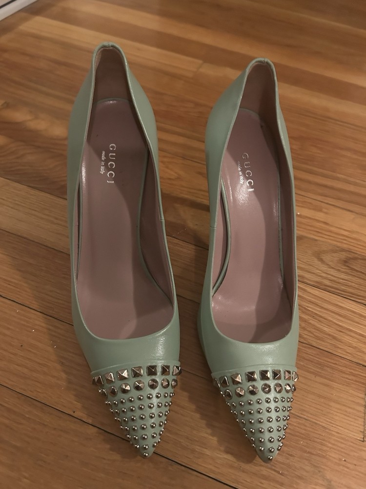 Comfortable Stylish Shoes for Men and Women