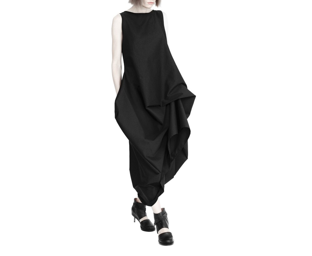 Lagenlook parachute pinafore dress