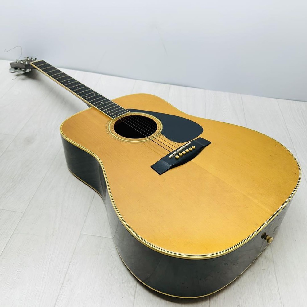 Yamaha FG-201B Spruce Top Acoustic Guitar for Superior Sound