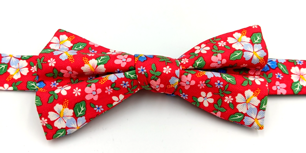 Tommy Hilfiger Men's Red Floral Silk Bow Tie Adjustable Pre-Tied Tropical Design