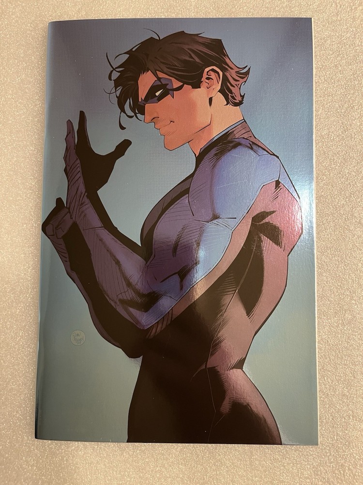 Nightwing #105 1:50 Dan Mora Foil Variant DC Comics 2023 NM