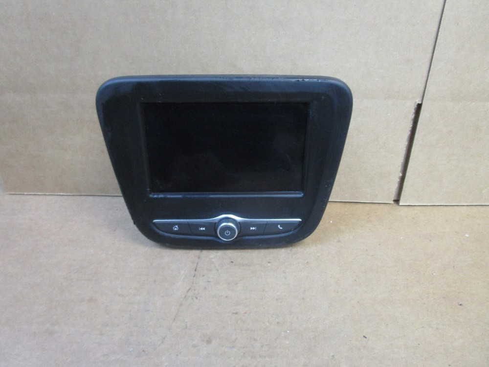 19 Chevy Equinox Terrain Radio Information Display Screen Control Panel 84491778