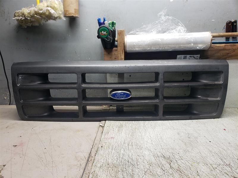 Grille From 8501 GVW Painted Fits 92-97 FORD F250 PICKUP 1028831