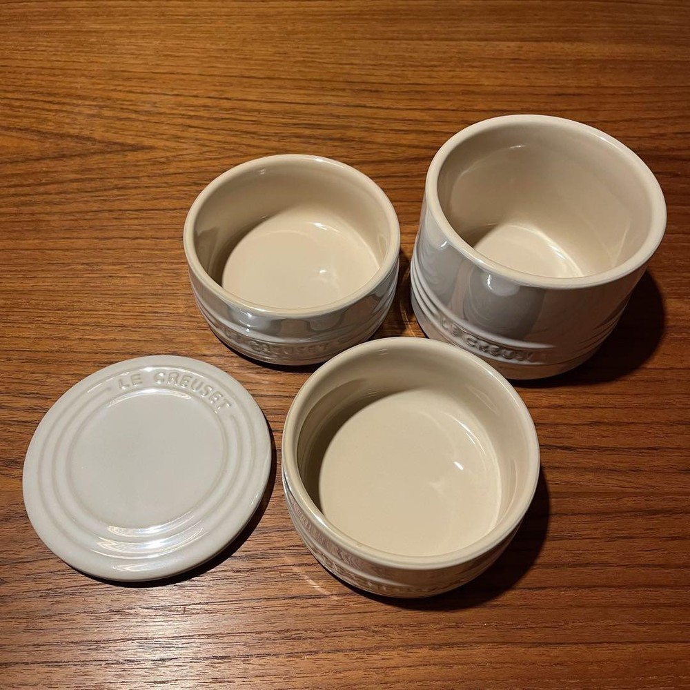 Limited Edition Le Creuset Stacking Rumkan Set in Pearl White