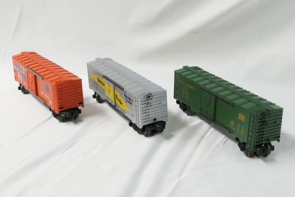 Lionel 19257 - O Scale Boxcar Series Edition Two Rolling Stock