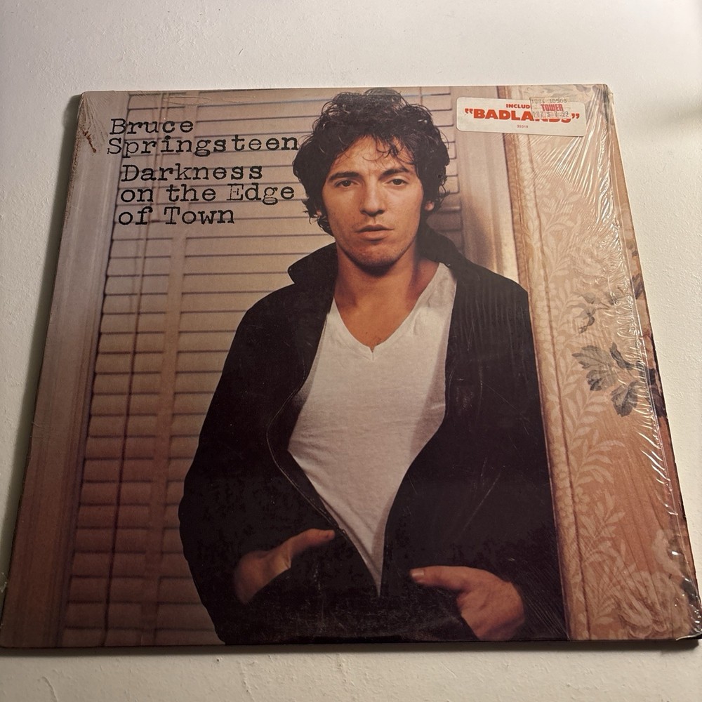 Bruce Springsteen:Darkness on the Edge of Town 1978 JC35318 Shrink VG+/VG FREE