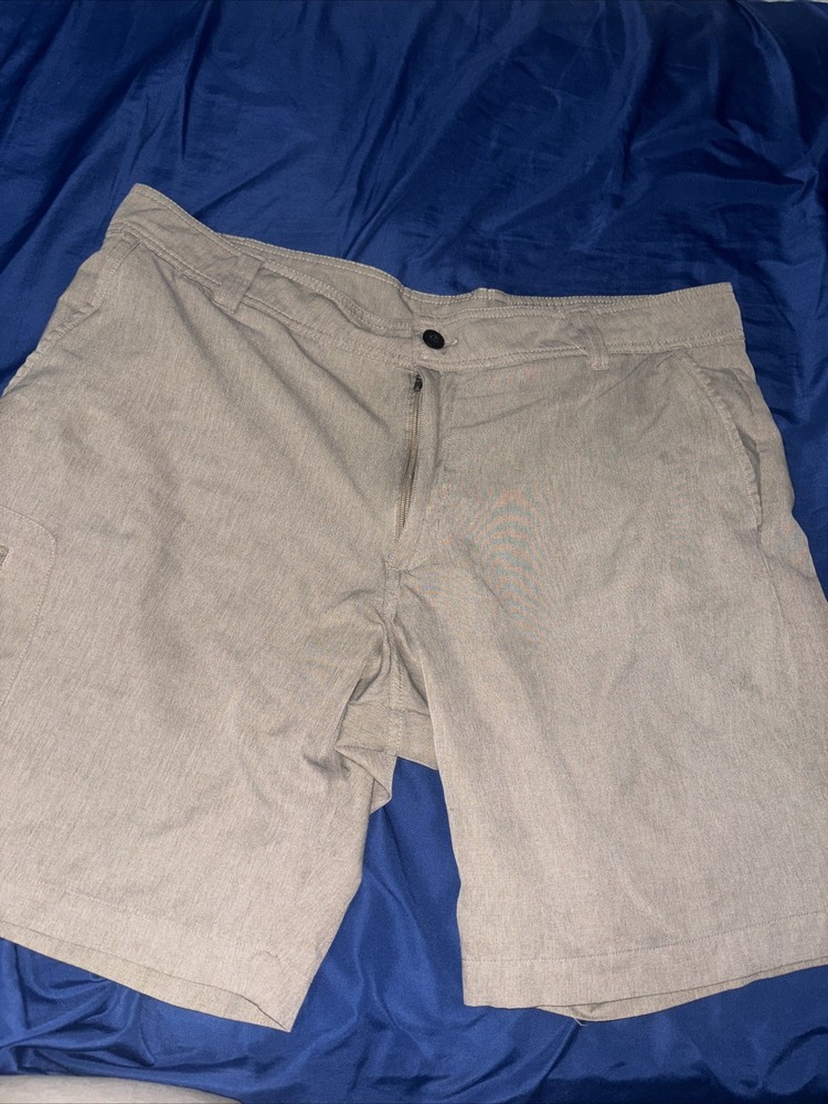 MAGELLAN Shorts Men's Outdoor Water Repellent Fish Gear size 38 Khaki fishing