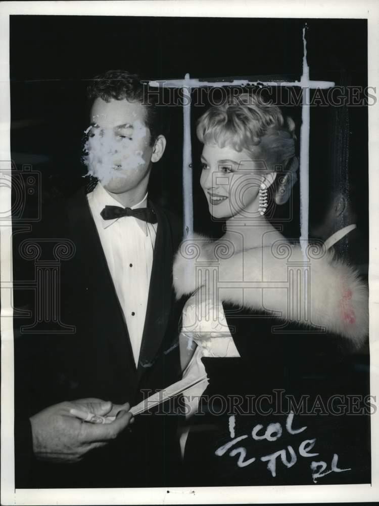 1956 Press Photo Actress Venetia Stevenson & husband Russ Tamblyn at an event