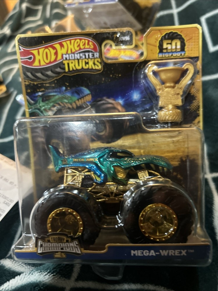 2025 HOT WHEELS MONSTER TRUCKS VHTF 50TH ANNIVERSARY GOLD NEW MEGA - WREX