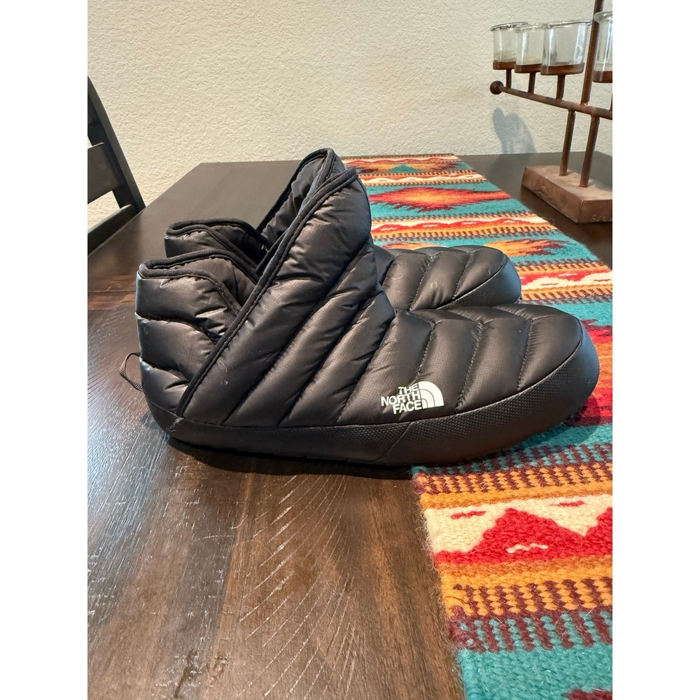The North Face ThermoBall Insulated Camp Booties Black Men’s 12 / Women’s 13.5
