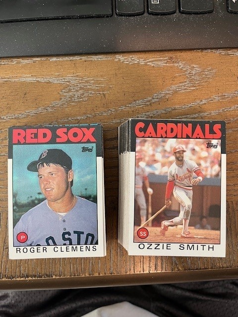 1986 Topps Baseball Cards Lot