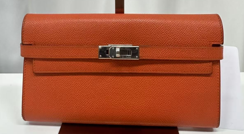Hermes Kelly Long Wallet in Vibrant Shiny Orange